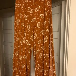 Pants ...palazzo w slits on sides